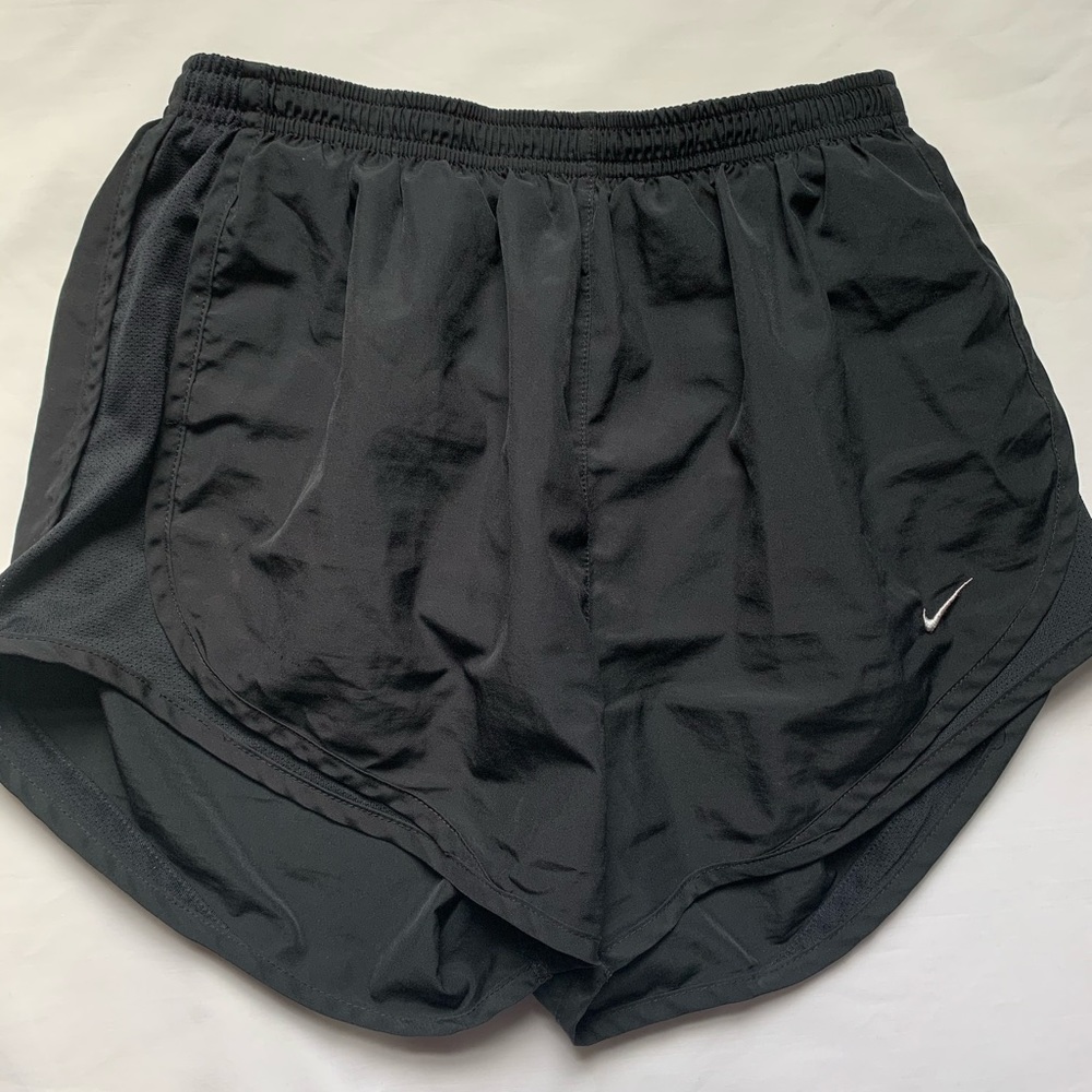 Black Nike shorts